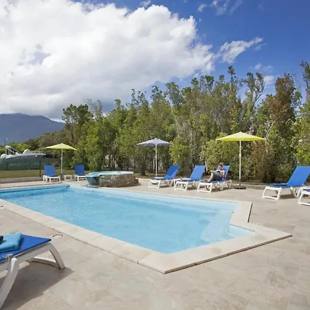 Holiday home Maison Cosy Pres De Avec Piscine *