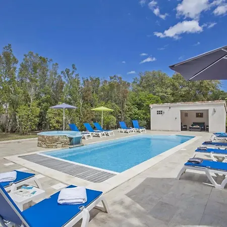 בית נופש Maison Cosy Pres De Avec Piscine Pietracorbara
