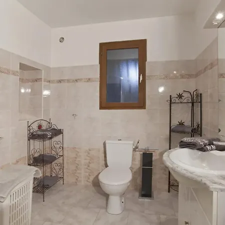 בית נופש Maison Cosy Pres De Avec Piscine