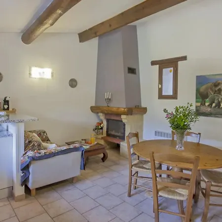 Maison Cosy Pres De Avec Piscine Holiday home